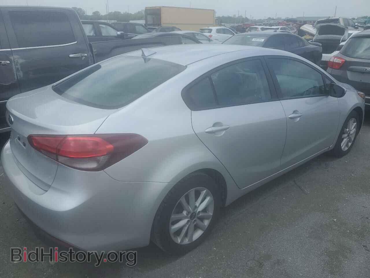 2017 KIA FORTE - VIN: 3KPFL4A78HE021475 - Фото 3