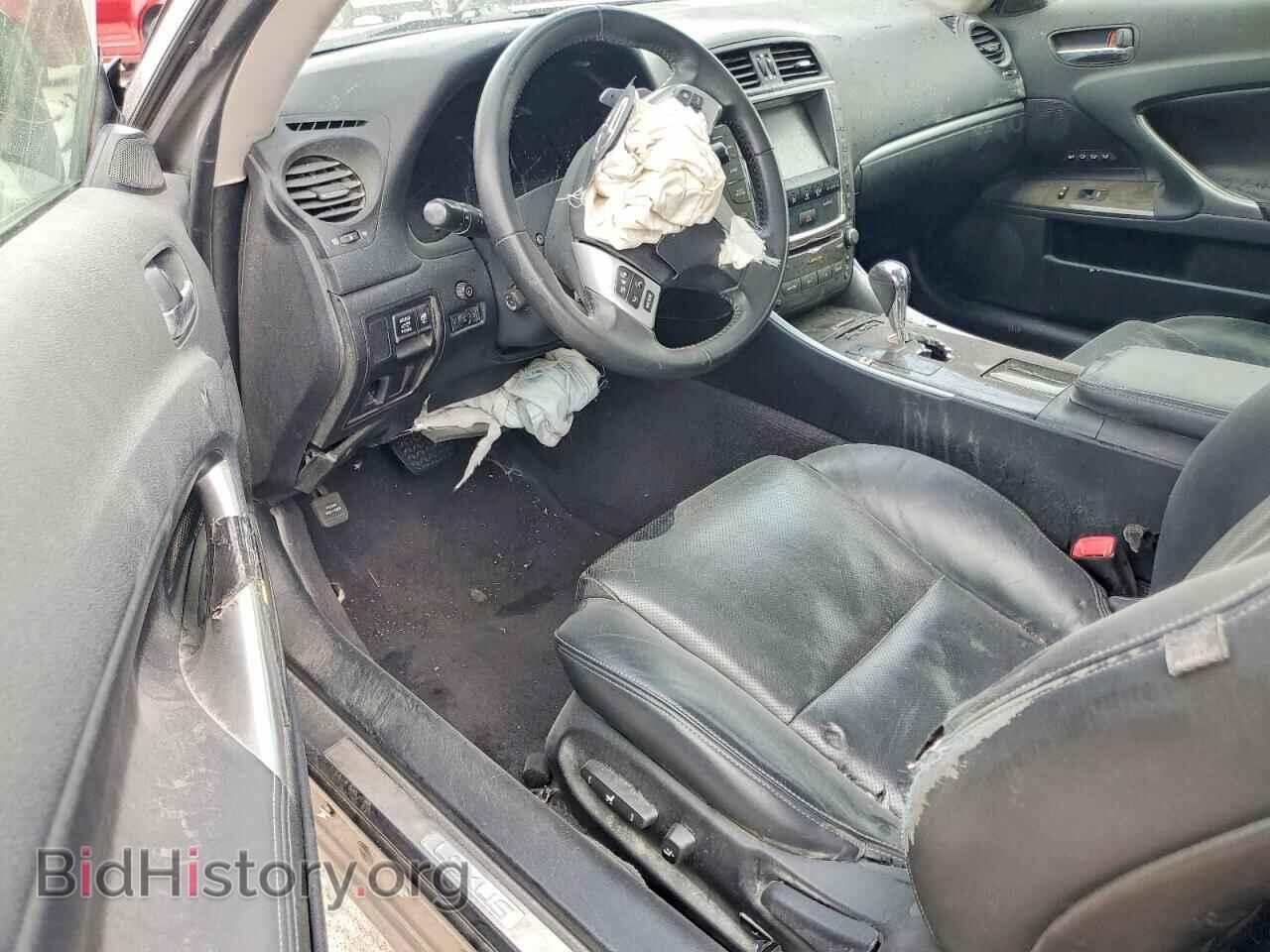 2011 LEXUS IS - VIN: JTHFE2C29B2505352 - Photo 8