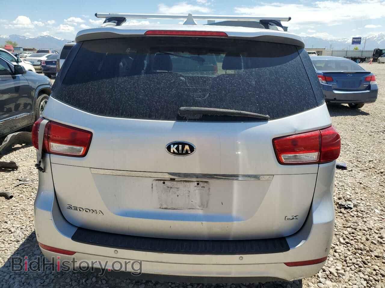 2015 KIA All Models - VIN: KNDMB5C19F6030830 - Photo 6