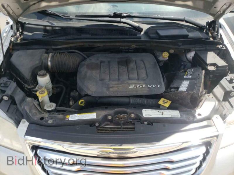 2011 Chrysler MINIVAN (VIN 2A4RR8DG9BR780361) — фото 7 из 10