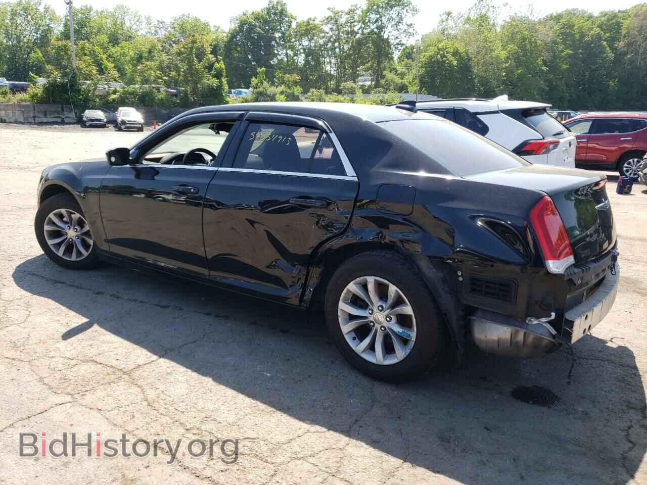 2015 CHRYSLER 300 - VIN: 2C3CCAAG7FH792808 - Фото 2