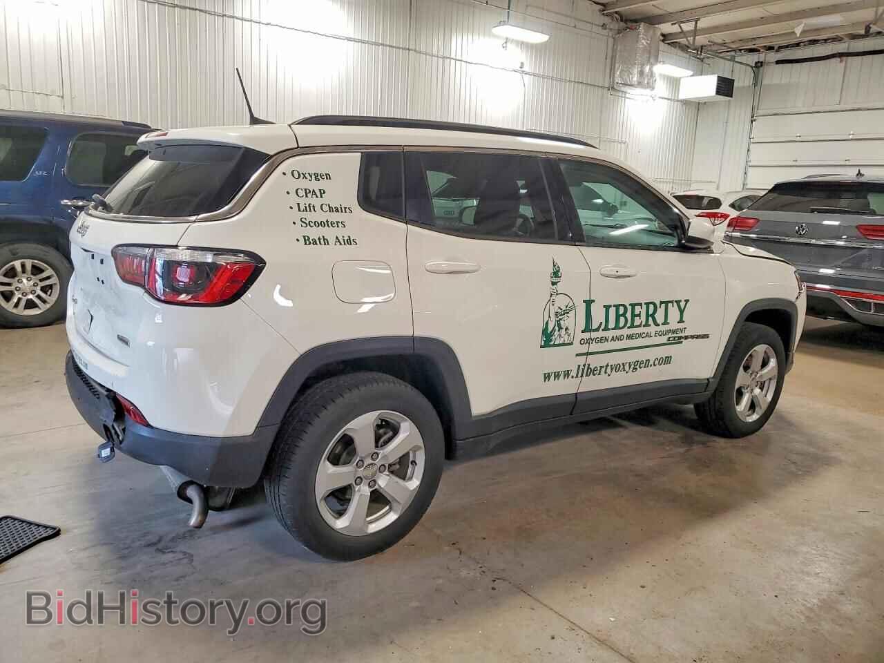 2019 JEEP COMPASS - VIN: 3C4NJDBB0KT678357 - Photo 3