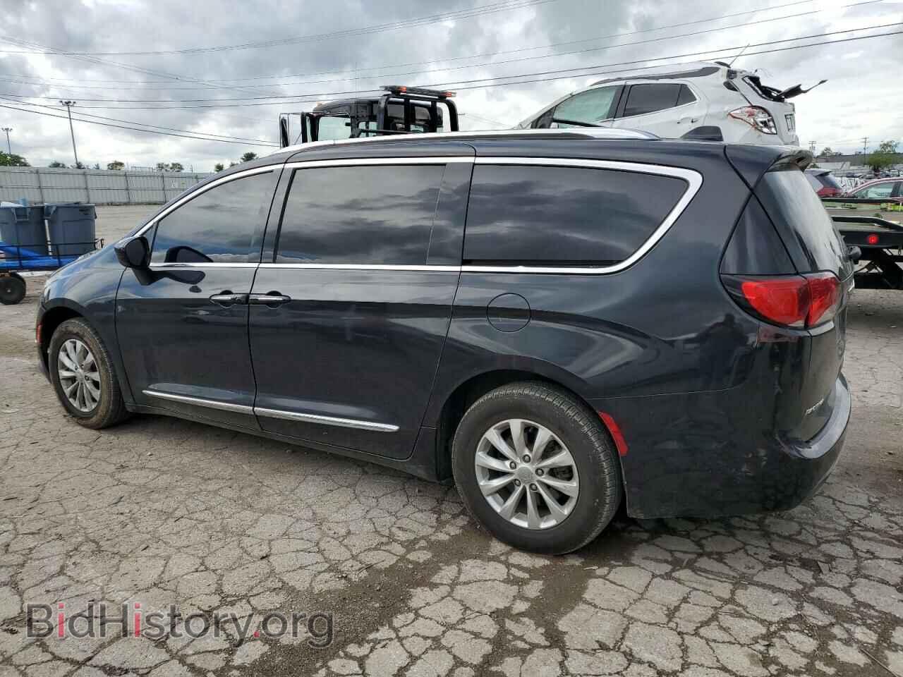 2019 CHRYSLER PACIFICA - VIN: 2C4RC1BG7KR627186 - Фото 2