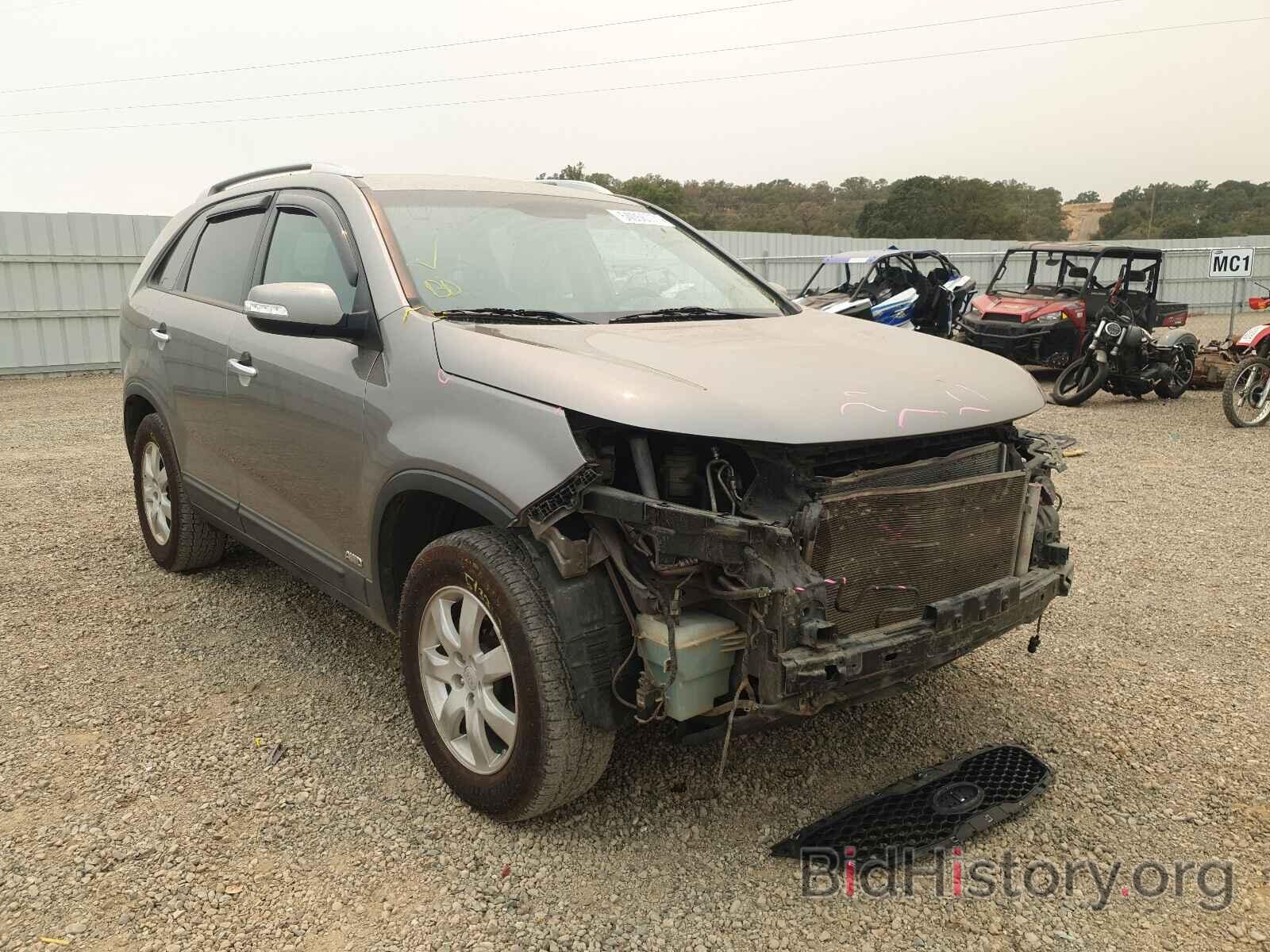 Photo 5XYKTDA13BG061984 - KIA SORENTO 2011