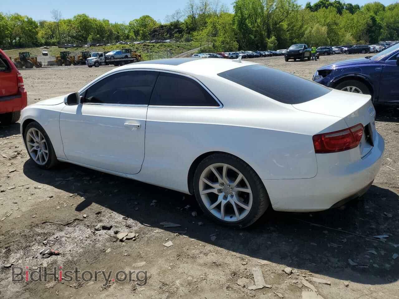 2010 AUDI A5 - VIN: WAUCFAFR4AA005184 - Фото 2