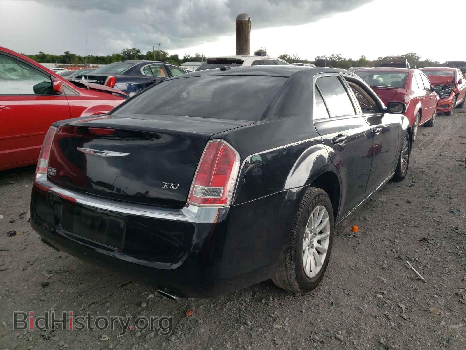 2014 CHRYSLER 300 - VIN: 2C3CCAAG6EH136405 - Фото 4