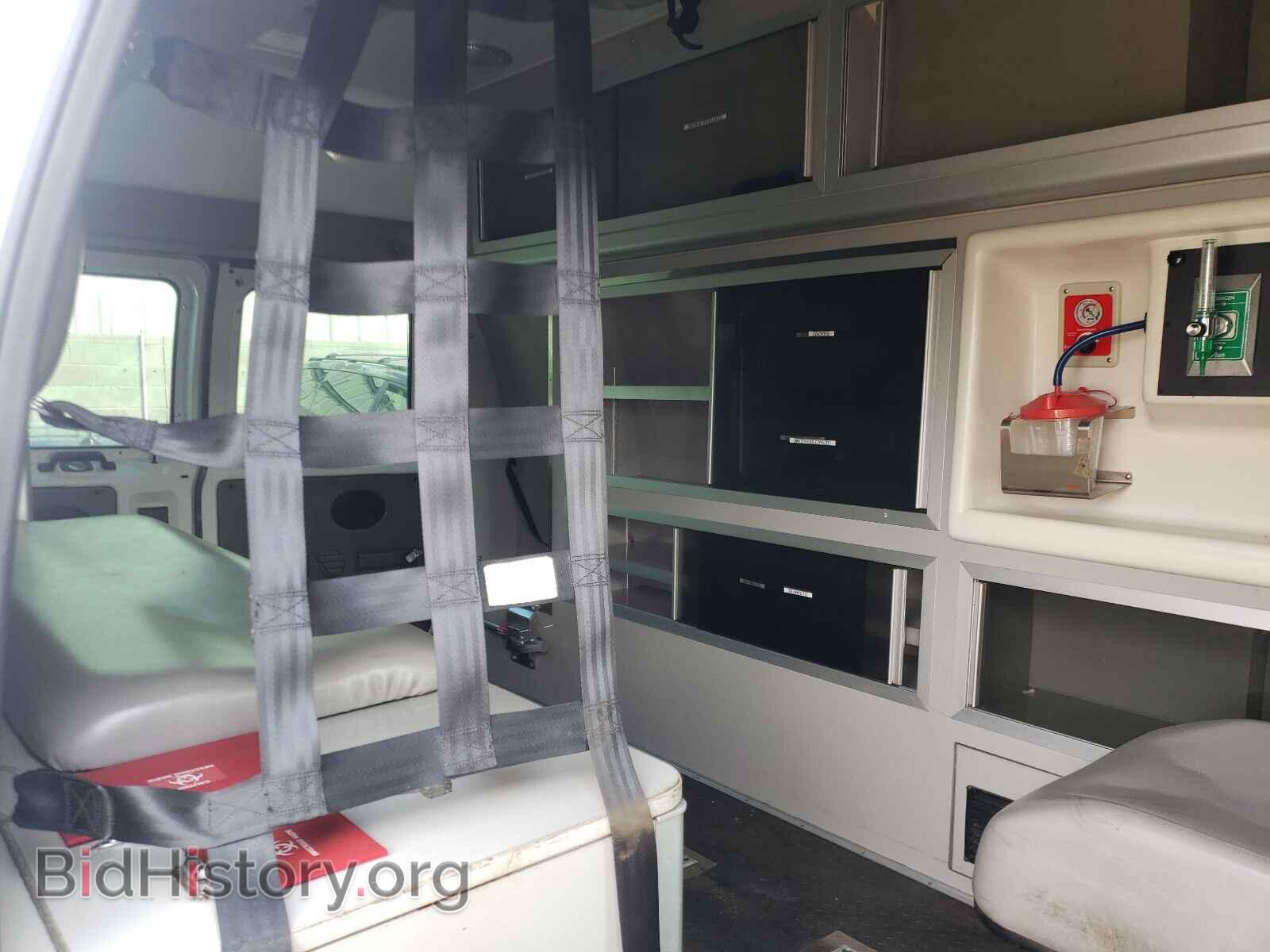 2010 FORD ECONOLINE - VIN: 1FDSS3EP0ADA40269 - Фото 6