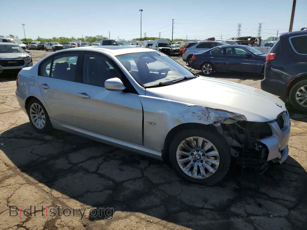 2009 BMW 3 SERIES - VIN: WBAPH73549E128603 - Фото 4