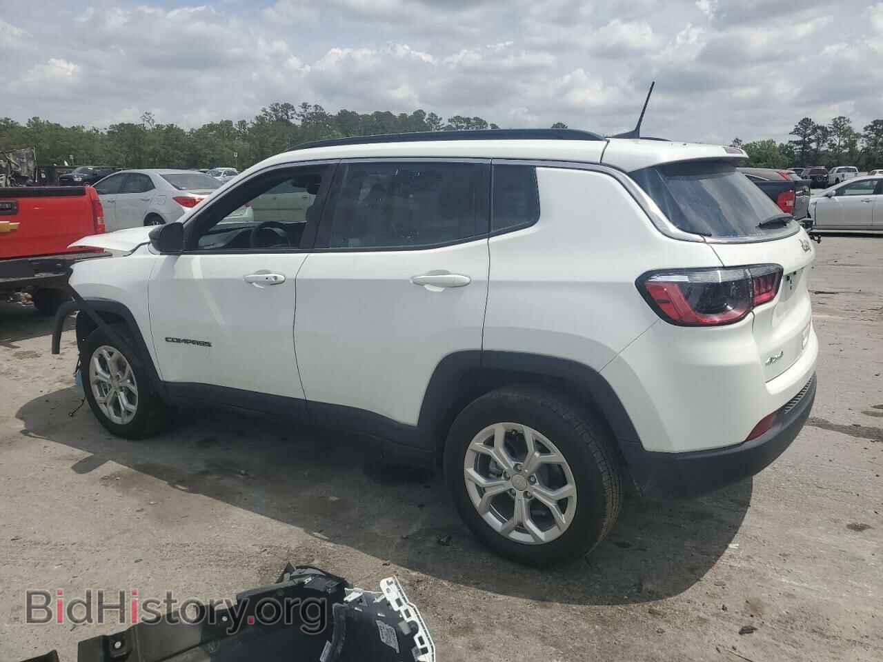 2024 JEEP COMPASS - VIN: 3C4NJDBN2RT136469 - Фото 2