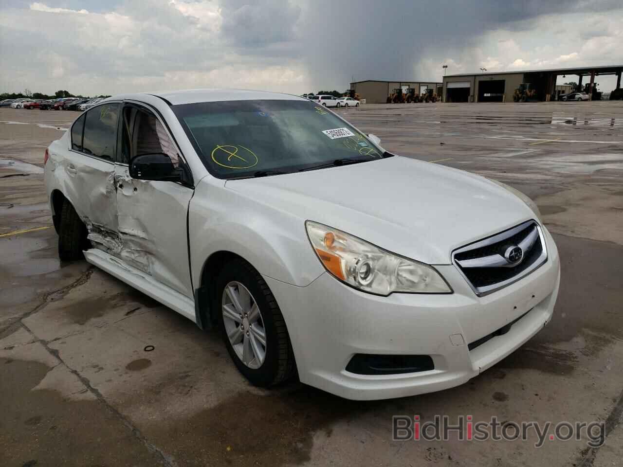 Photo 4S3BMCB60A3222439 - SUBARU LEGACY 2010