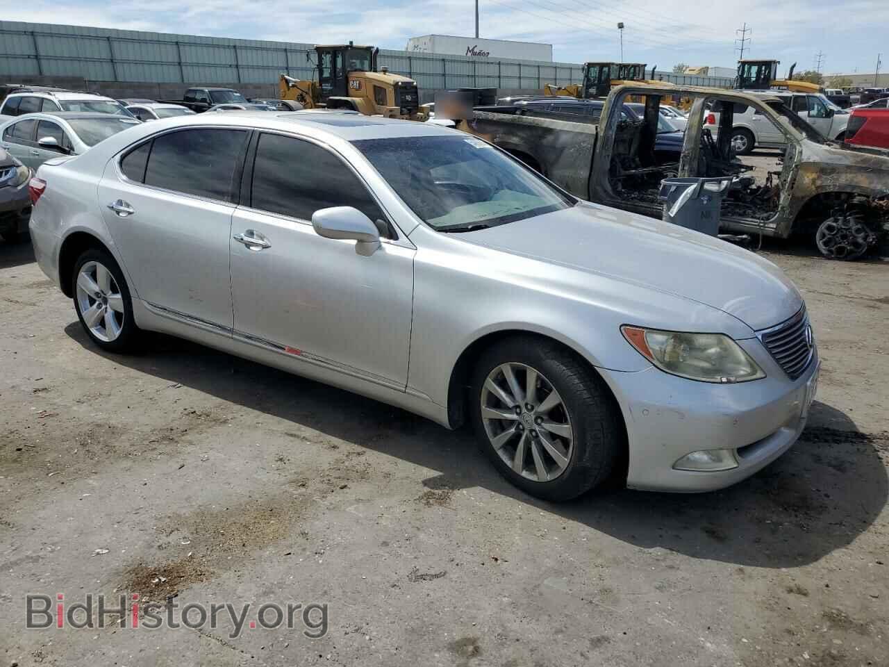 2007 LEXUS LS460 - VIN: JTHGL46F775007550 - Фото 4