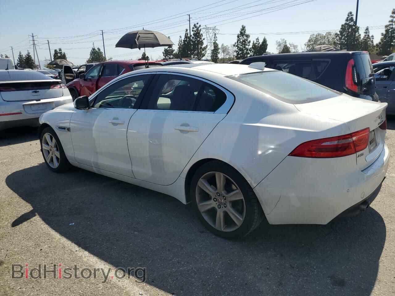 2017 JAGUAR XE - VIN: SAJAE4BG2HA955235 - Фото 2