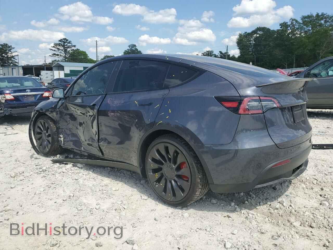 2023 TESLA MODEL Y - VIN: 7SAYGDEF6PF848532 - Фото 2