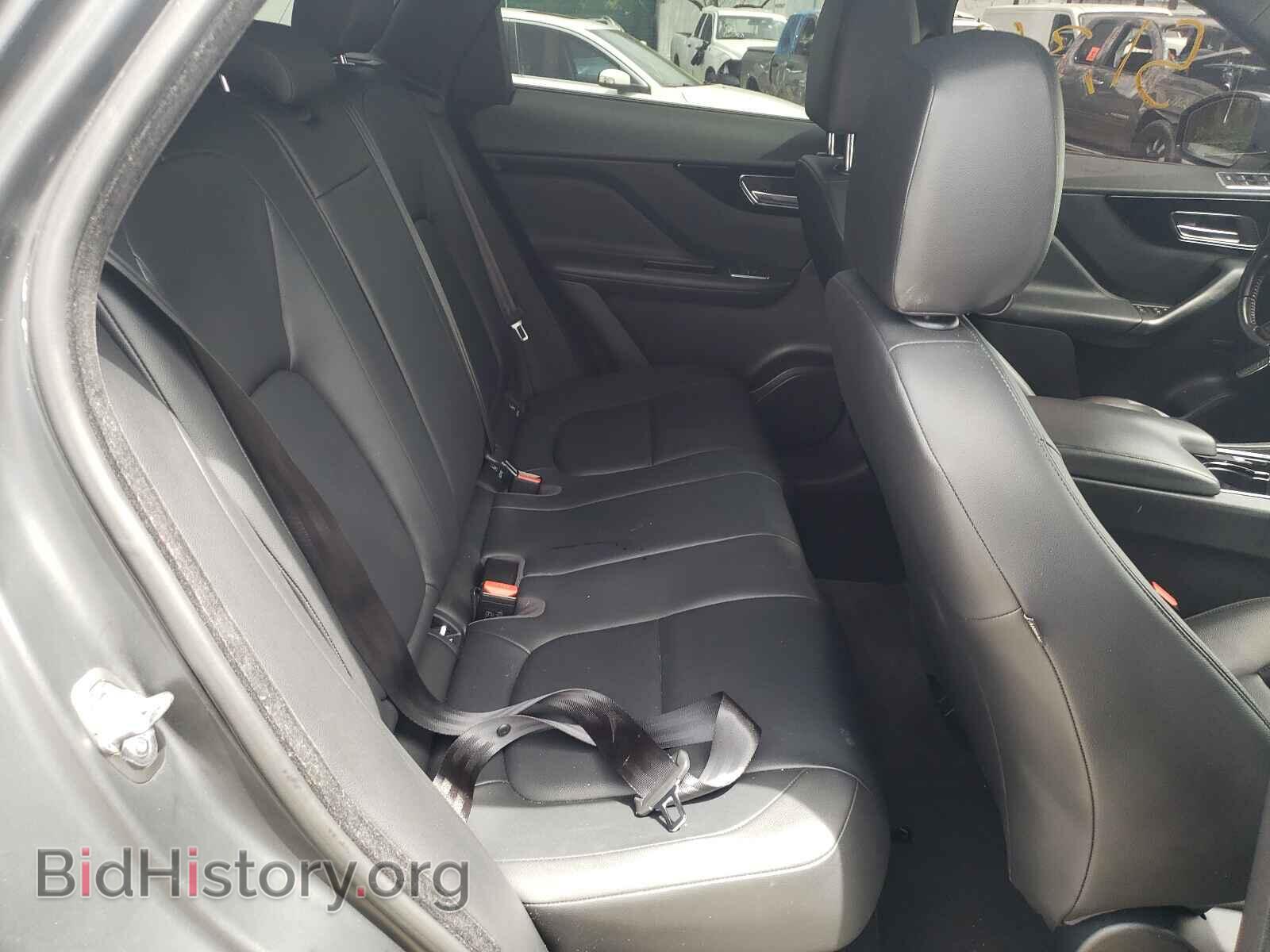 2017 JAGUAR F-PACE - VIN: SADCJ2BN2HA096819 - Фото 6