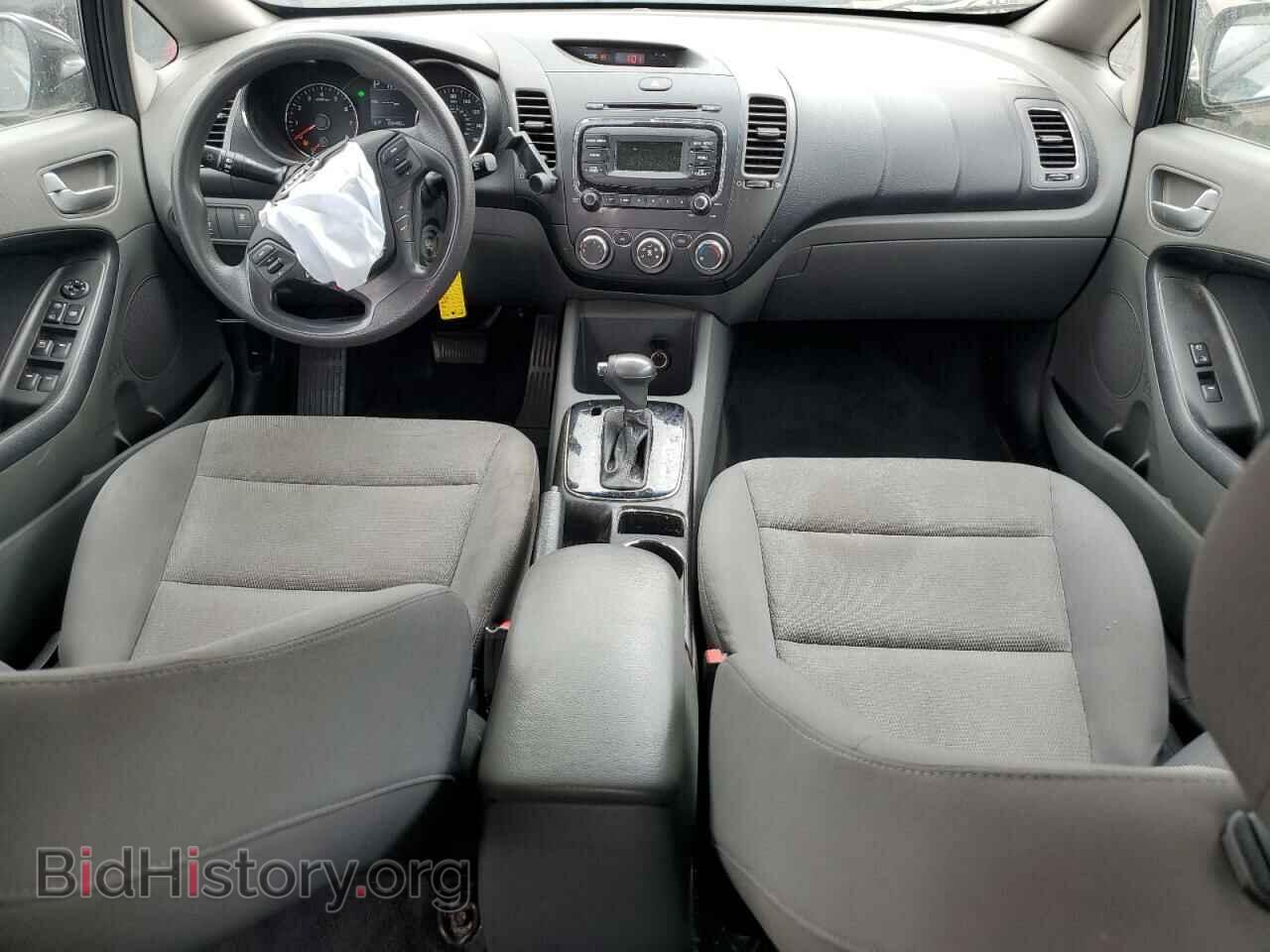 2017 KIA FORTE - VIN: 3KPFK4A73HE051504 - Фото 8