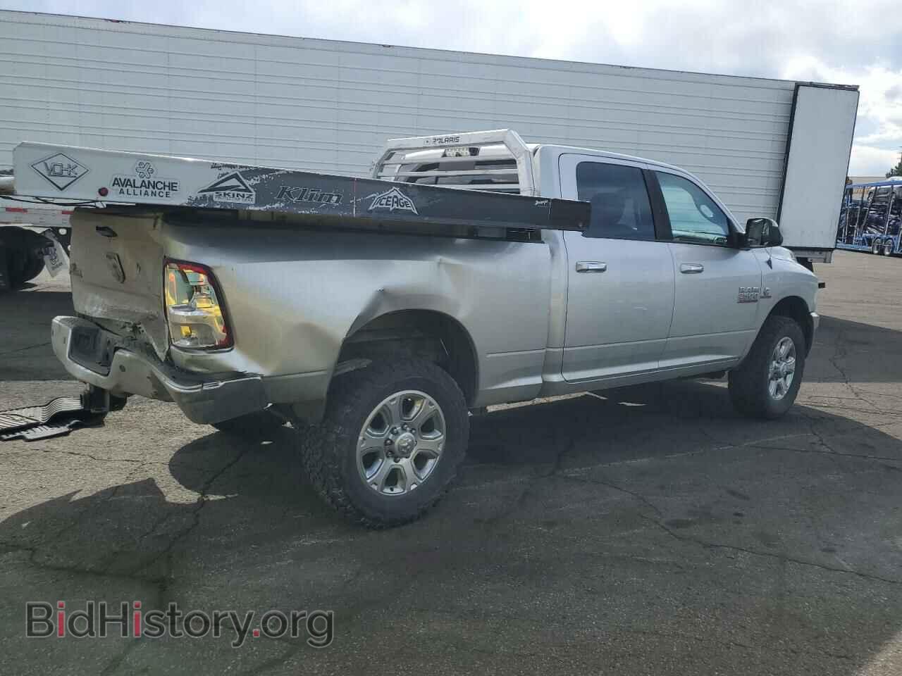 2014 RAM All Models - VIN: 3C6UR5DL7EG141473 - Photo 3