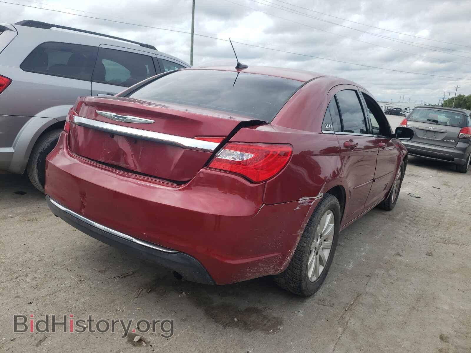 2013 CHRYSLER 200 - VIN: 1C3CCBAB4DN589843 - Photo 4