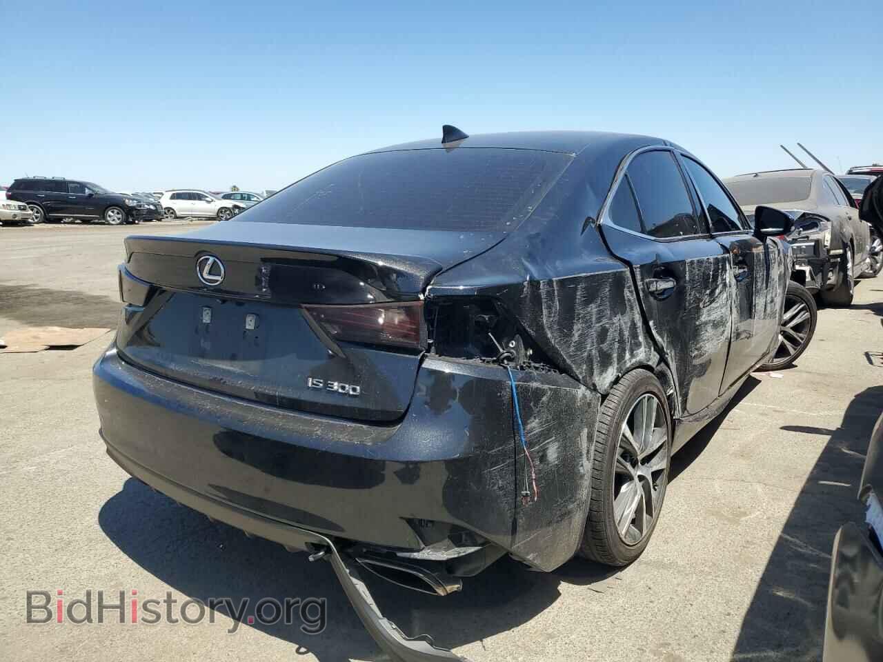 2019 LEXUS IS - VIN: JTHBA1D27K5098052 - Фото 3