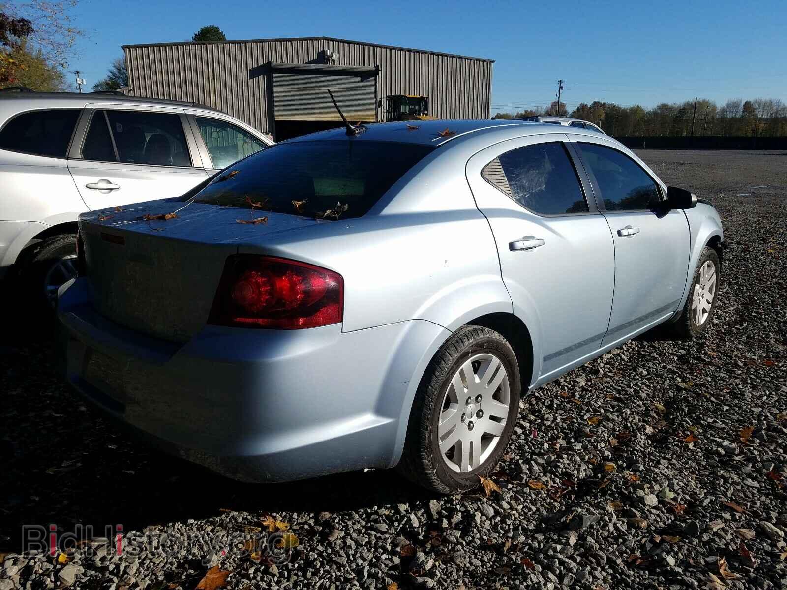 2012 DODGE AVENGER - VIN: 1C3CDZAB8DN529747 - Photo 4