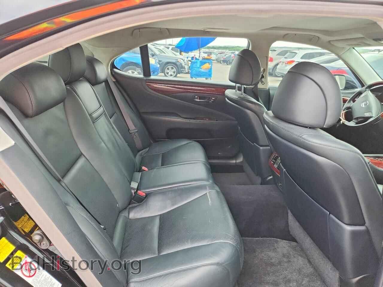2007 LEXUS LS500 - VIN: JTHGL46F775002767 - Photo 10
