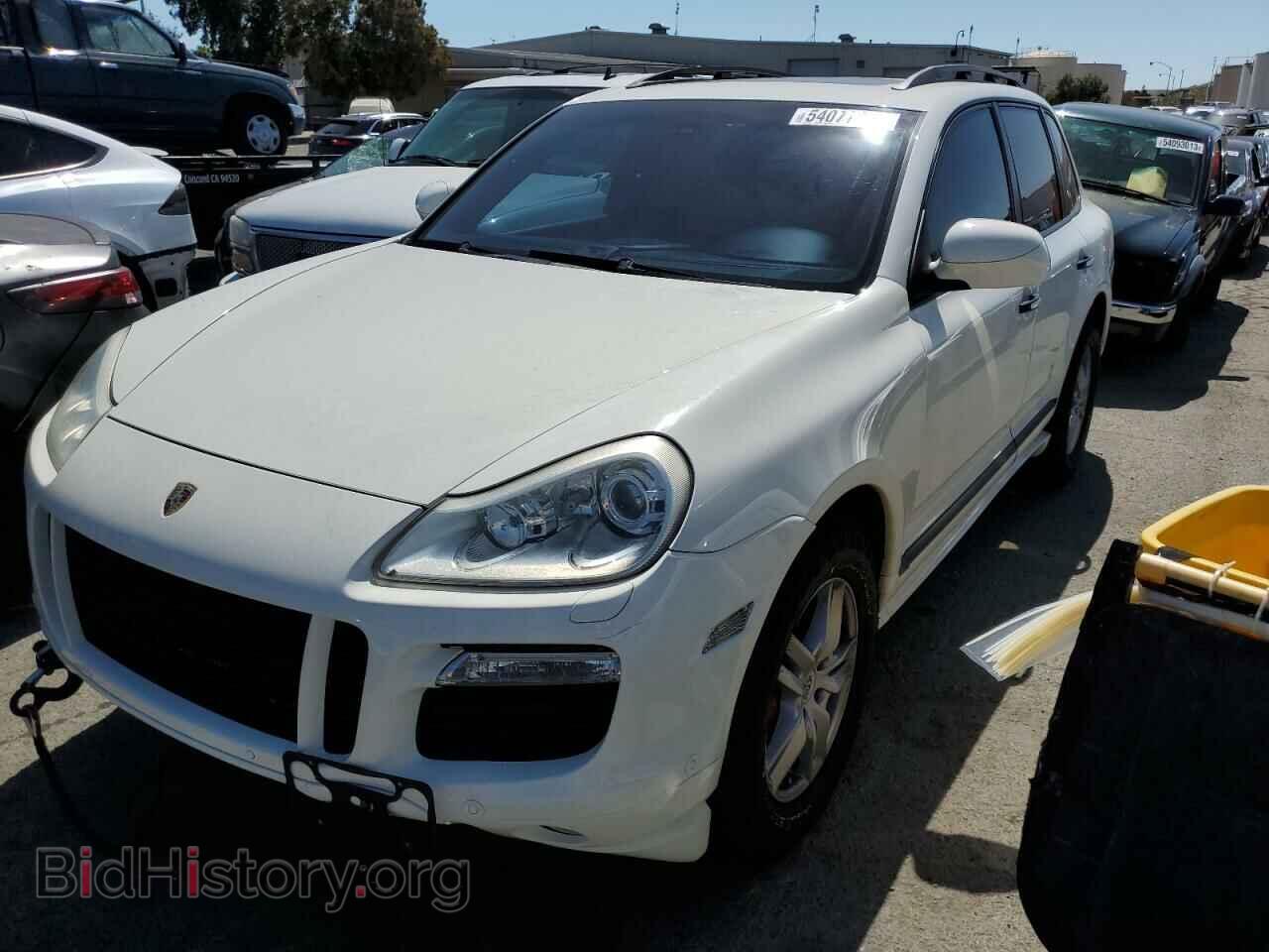 Photo WP1AD2AP8ALA61126 - PORSCHE CAYENNE 2010