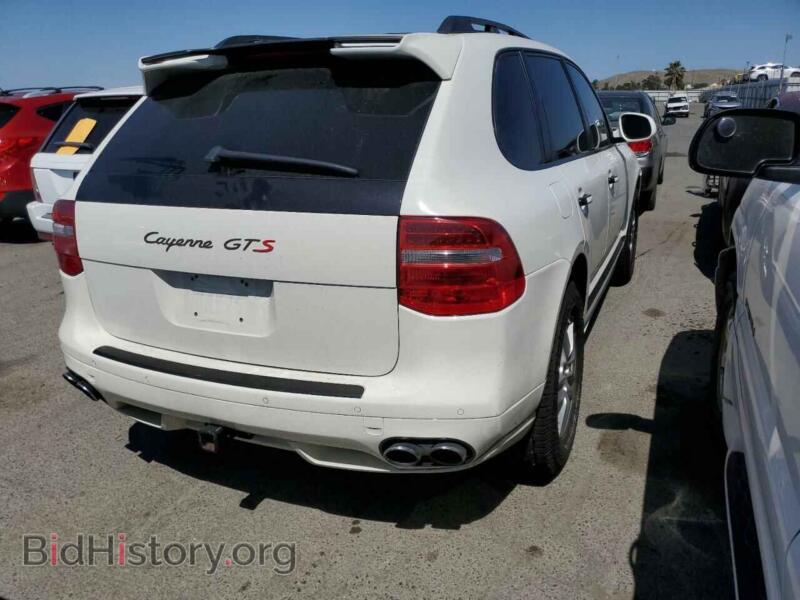 2010 Porsche CAYENNE (VIN WP1AD2AP8ALA61126) — photo 3 of 13