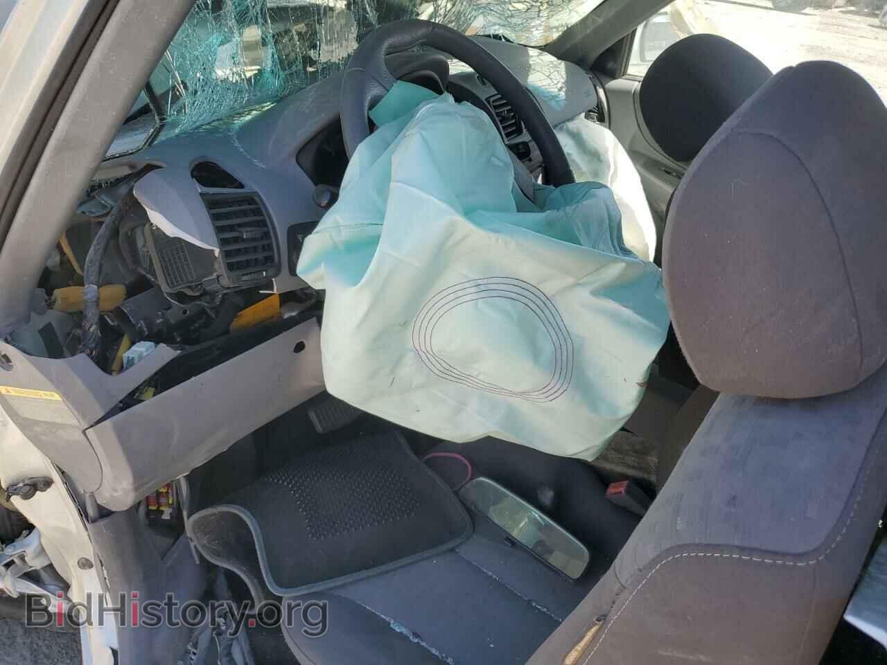 2005 HYUNDAI ACCENT - VIN: KMHCG35C05U323148 - Фото 8