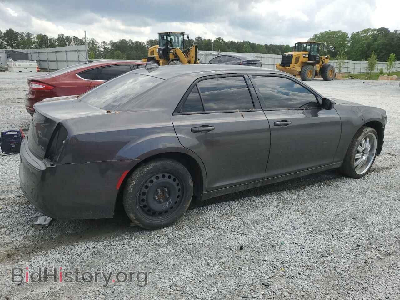 2019 CHRYSLER 300 - VIN: 2C3CCAAGXKH610268 - Фото 3