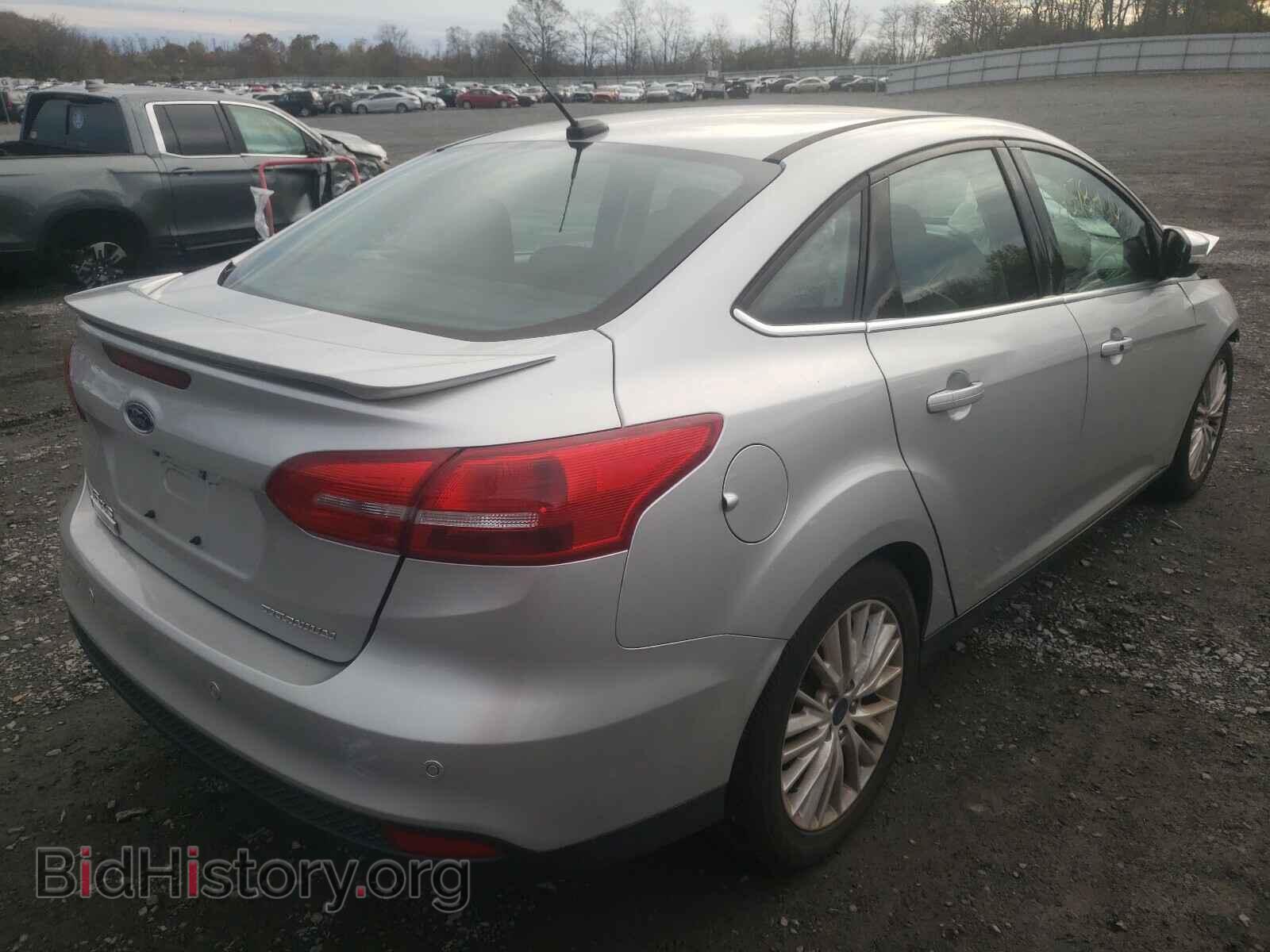 2016 FORD FOCUS - VIN: 1FADP3J23GL342670 - Photo 4