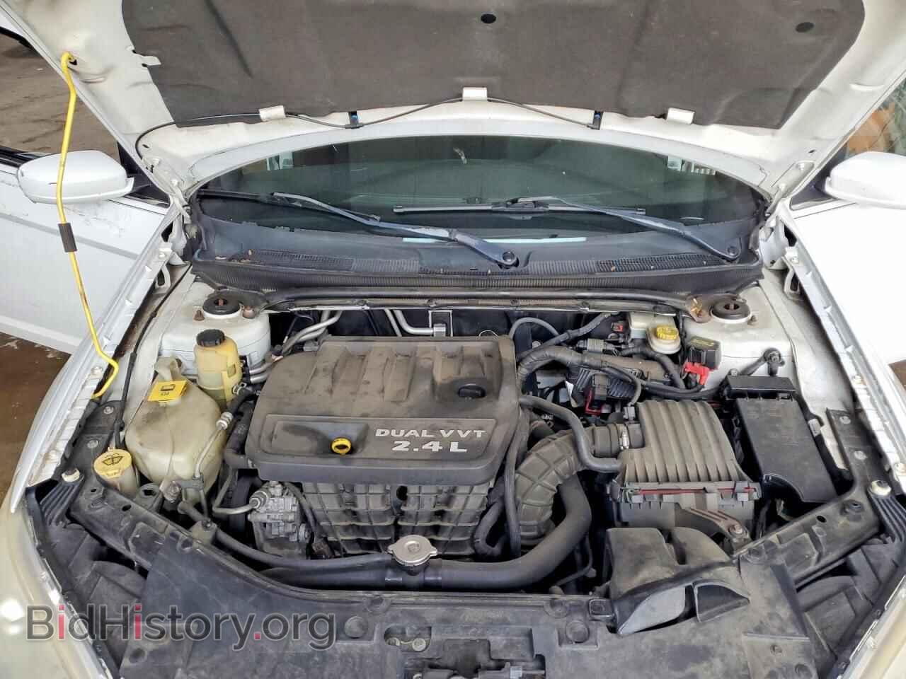 2011 CHRYSLER 200 - VIN: 1C3BC1FBXBN623473 - Photo 11