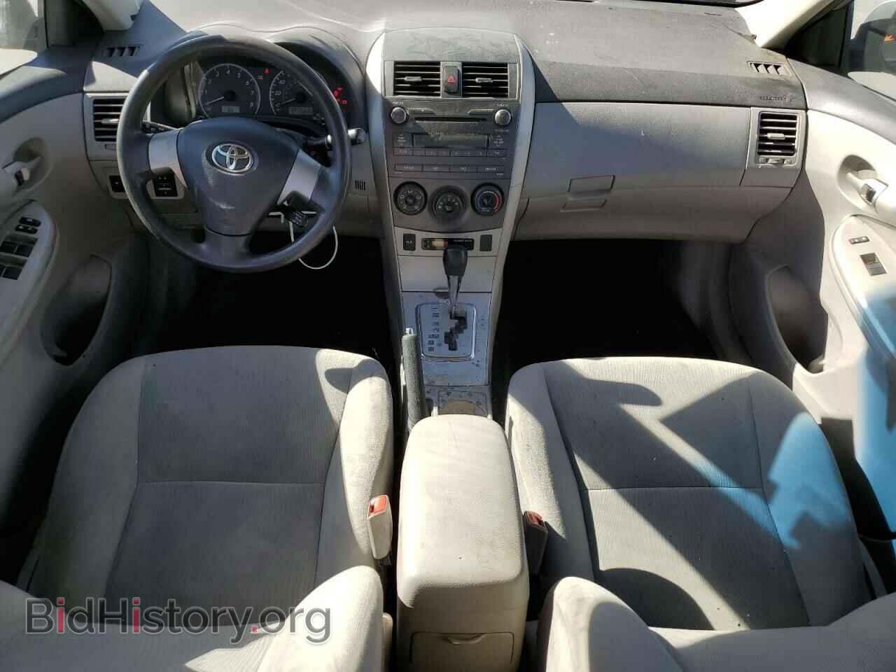 2011 TOYOTA COROLLA - VIN: 2T1BU4EE2BC699911 - Фото 8