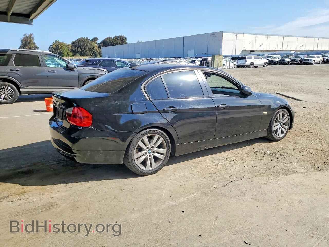 2006 BMW 3 SERIES - VIN: WBAVB13566PS66259 - Фото 3
