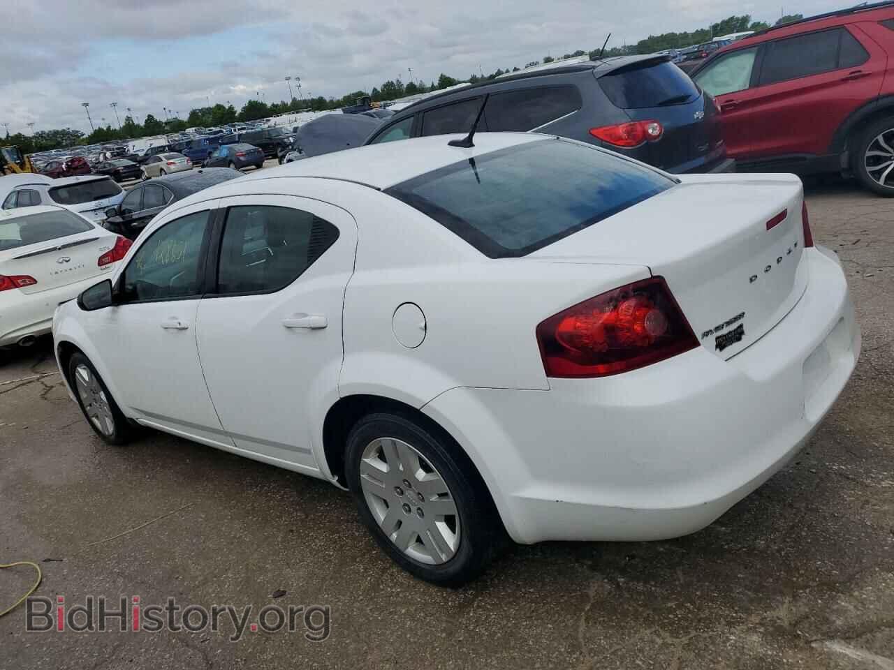 2011 DODGE AVENGER - VIN: 1B3BD4FB1BN608629 - Photo 2