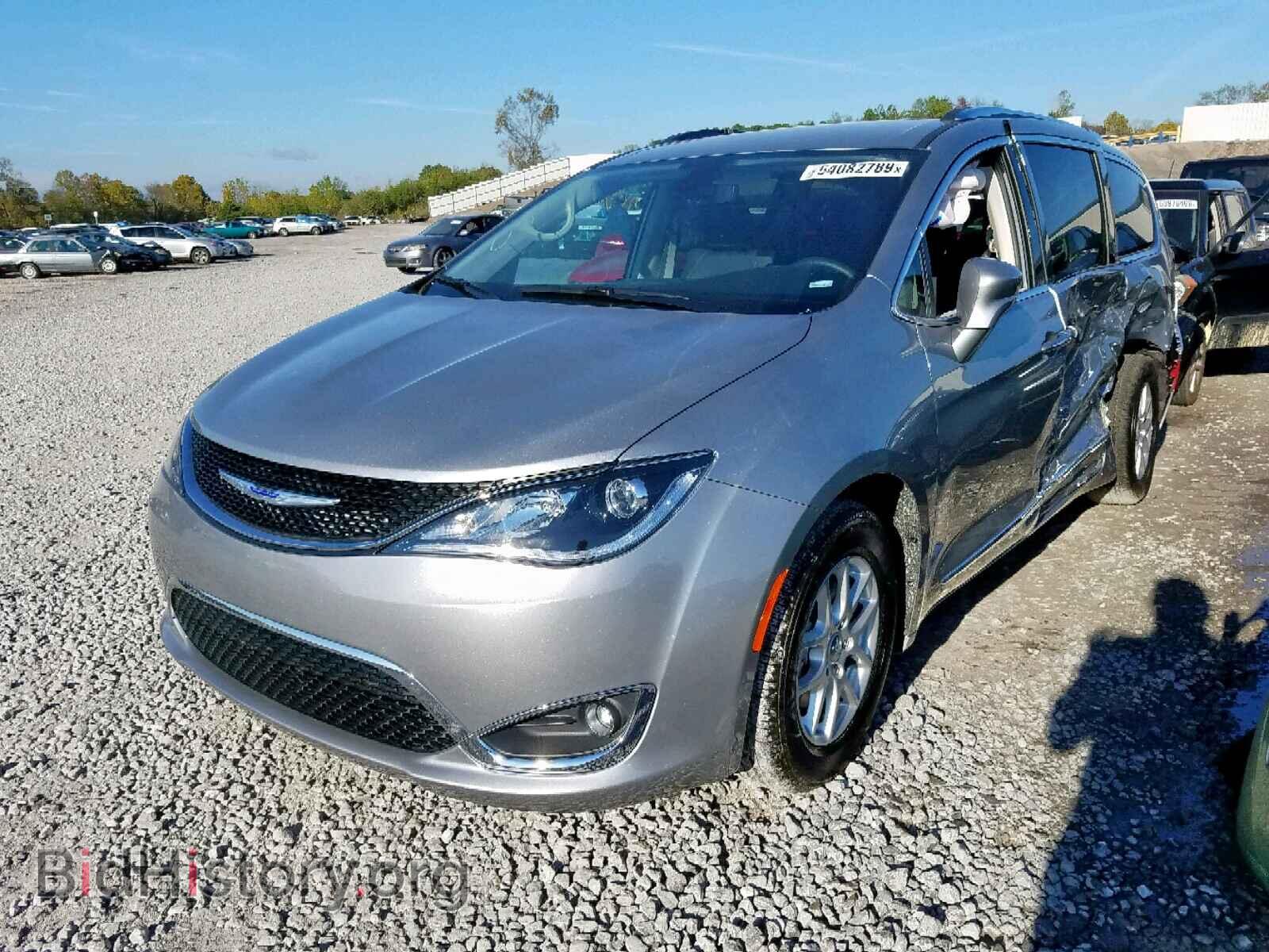 2020 CHRYSLER PACIFICA T - VIN: 2C4RC1BG2LR106913 - Photo 2