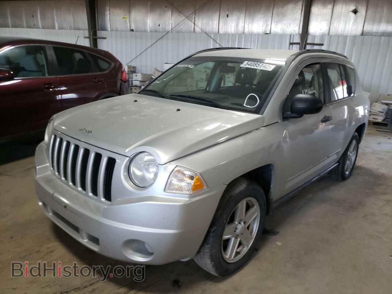 2008 JEEP COMPASS - VIN: 1J8FT47W38D691850 - Фото 2