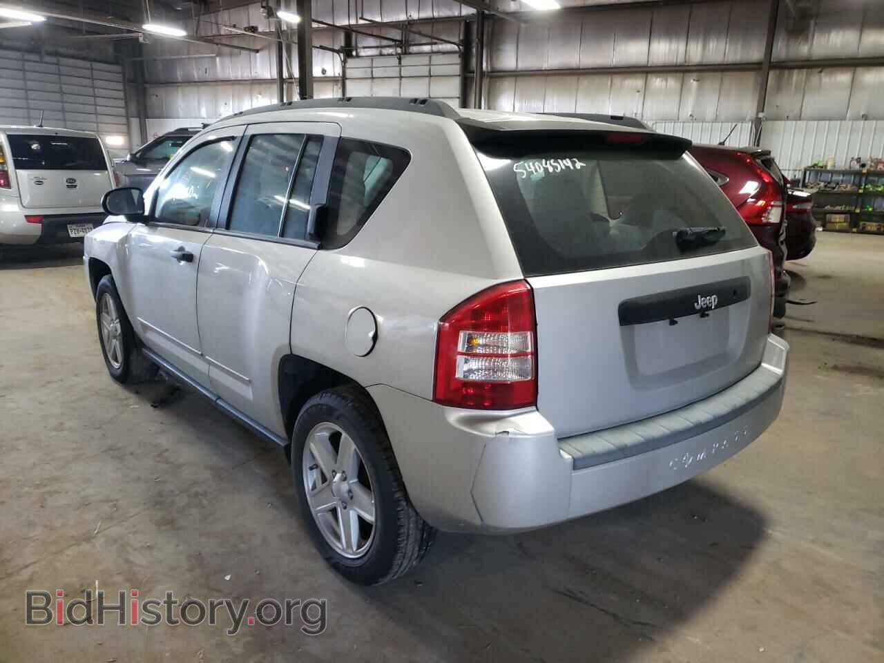 2008 JEEP COMPASS - VIN: 1J8FT47W38D691850 - Фото 3