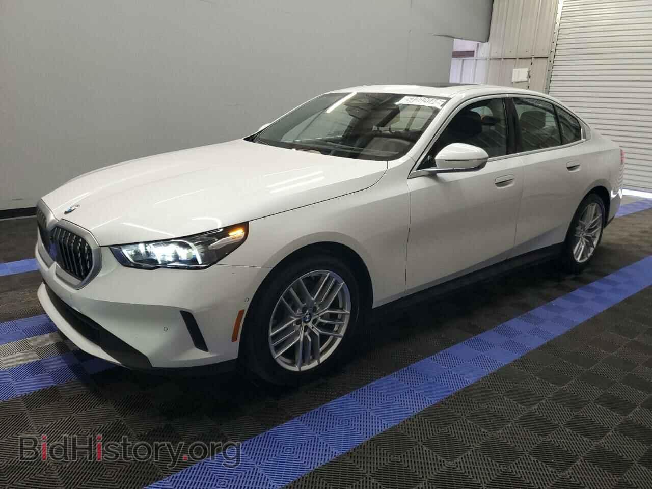 Photo WBA53FJ02RCP82454 - BMW 5 SERIES 2024