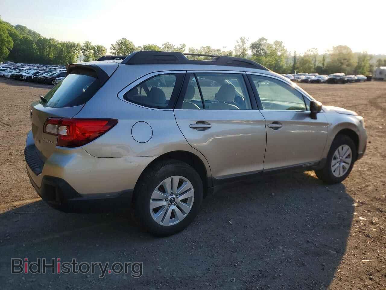 2019 SUBARU OUTBACK - VIN: 4S4BSABC5K3305524 - Photo 3