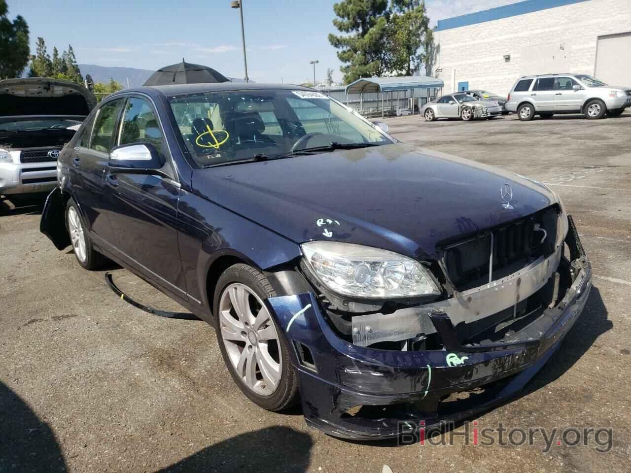 Photo WDDGF54X79R077917 - MERCEDES-BENZ C-CLASS 2009