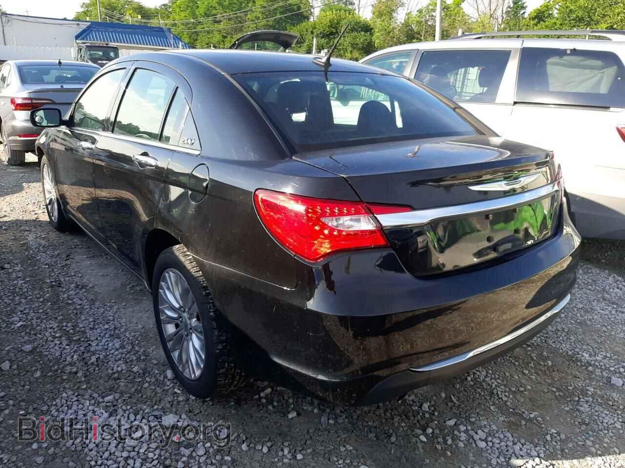 2011 CHRYSLER 200 - VIN: 1C3BC2FG5BN607201 - Фото 3