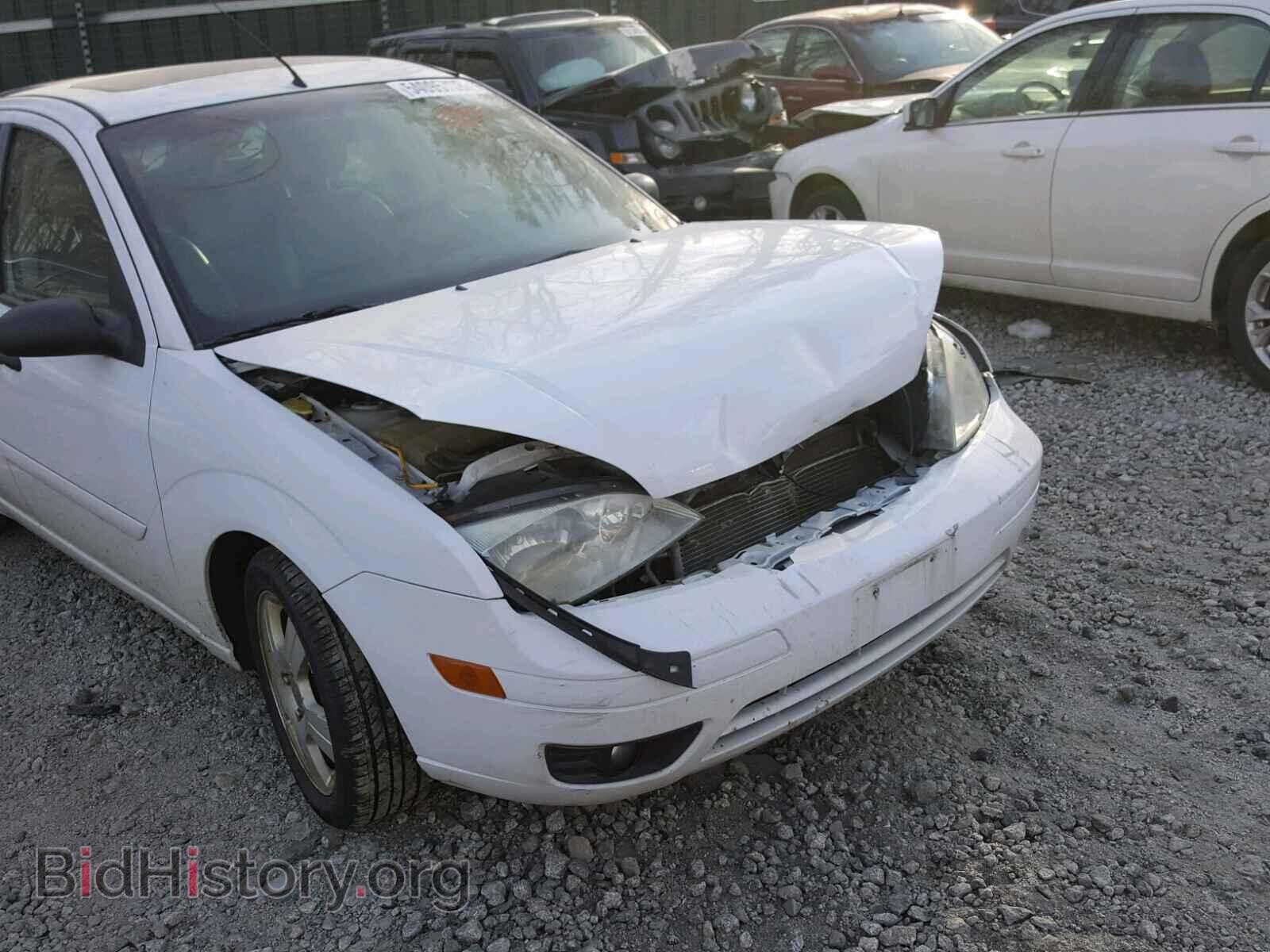 2007 FORD FOCUS - VIN: 1FAFP37N47W330908 - Фото 9