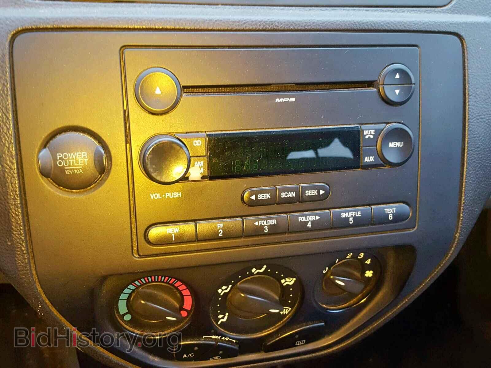 2006 FORD FOCUS - VIN: 1FAFP34N06W124763 - Фото 9