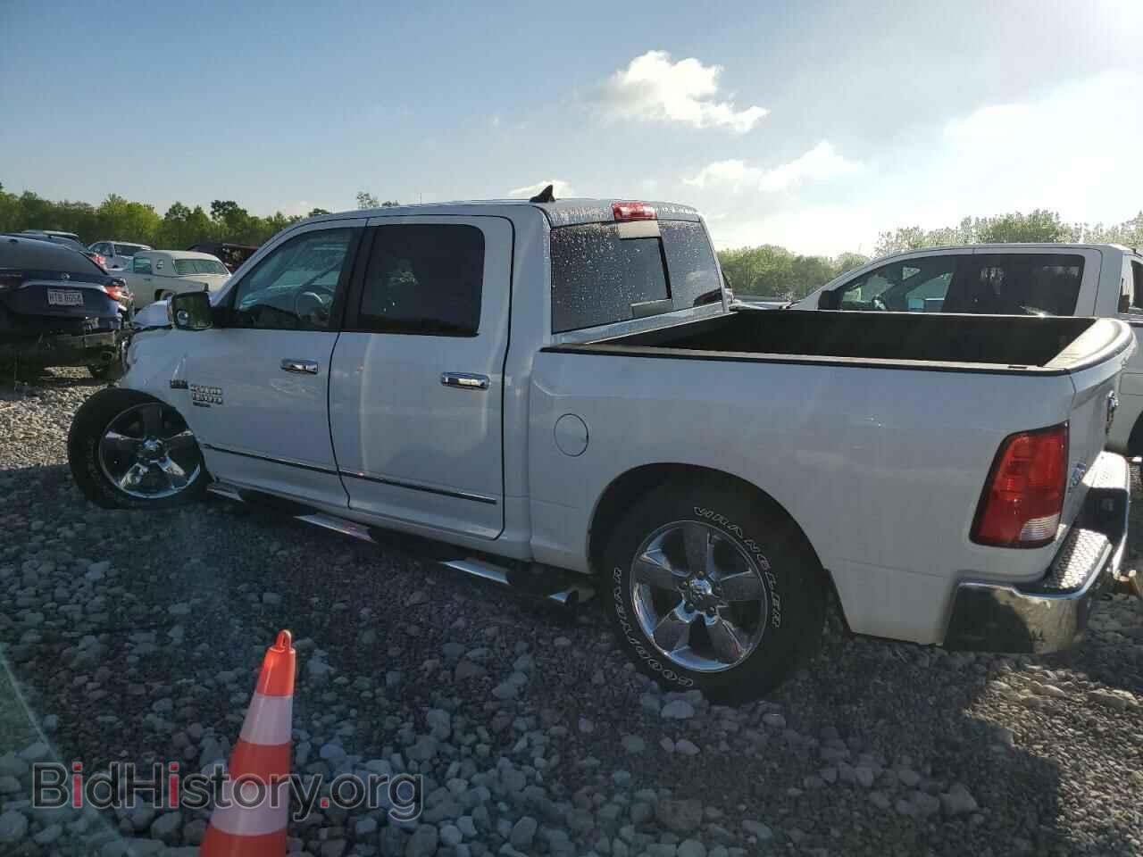 2019 RAM 1500 - VIN: 1C6RR7LT0KS570168 - Фото 2