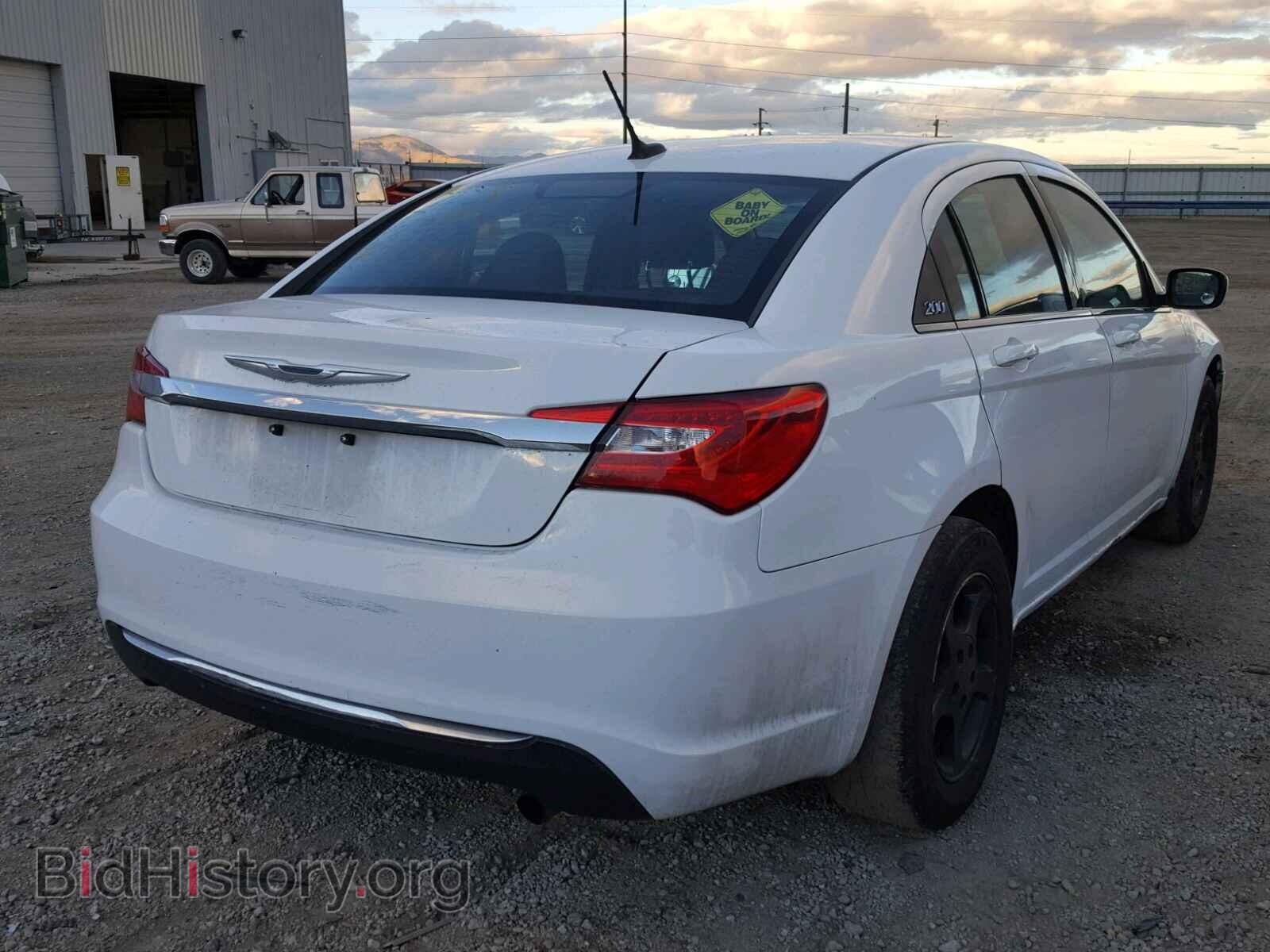 2014 CHRYSLER 200 - VIN: 1C3CCBAB2EN145345 - Фото 4