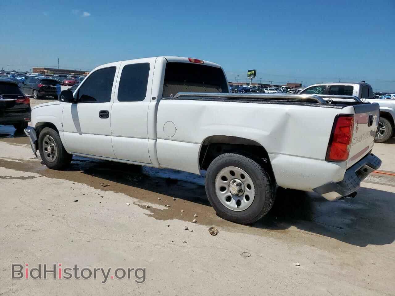 2005 CHEVROLET ALL Models - VIN: 2GCEC19VX51241383 - Photo 2