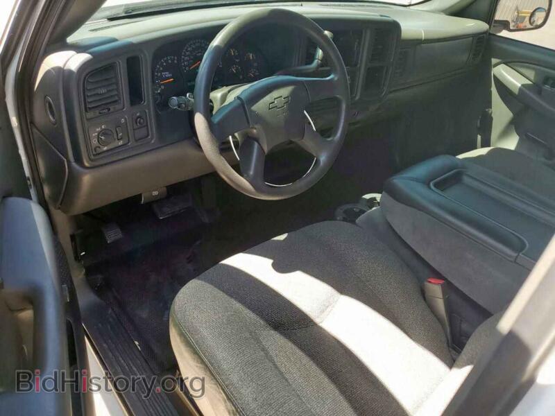 2005 Chevrolet ALL MODELS (VIN 2GCEC19VX51241383) — photo 8 of 12