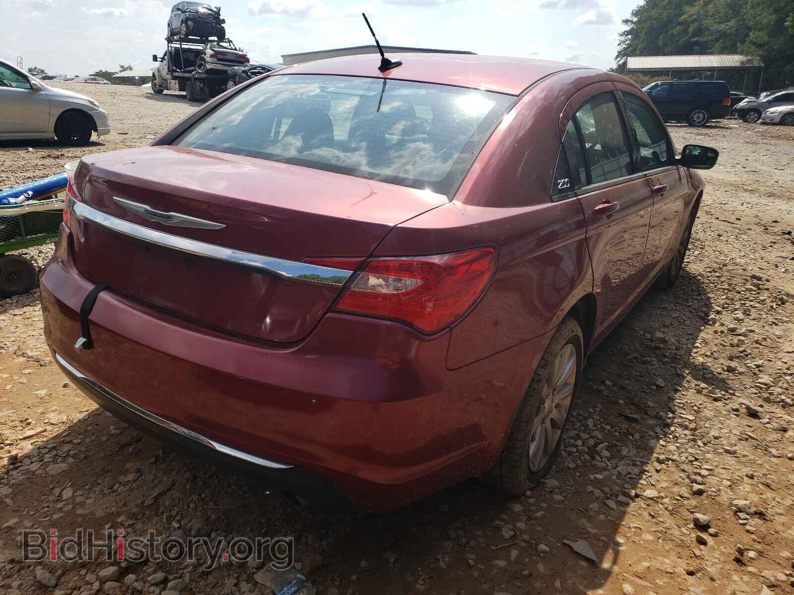 2014 CHRYSLER 200 - VIN: 1C3CCBAG3EN152462 - Фото 4