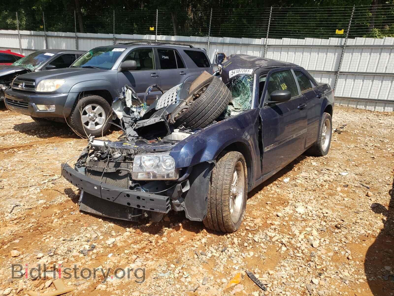 2006 CHRYSLER 300 - VIN: 2C3KA43R96H401630 - Фото 2