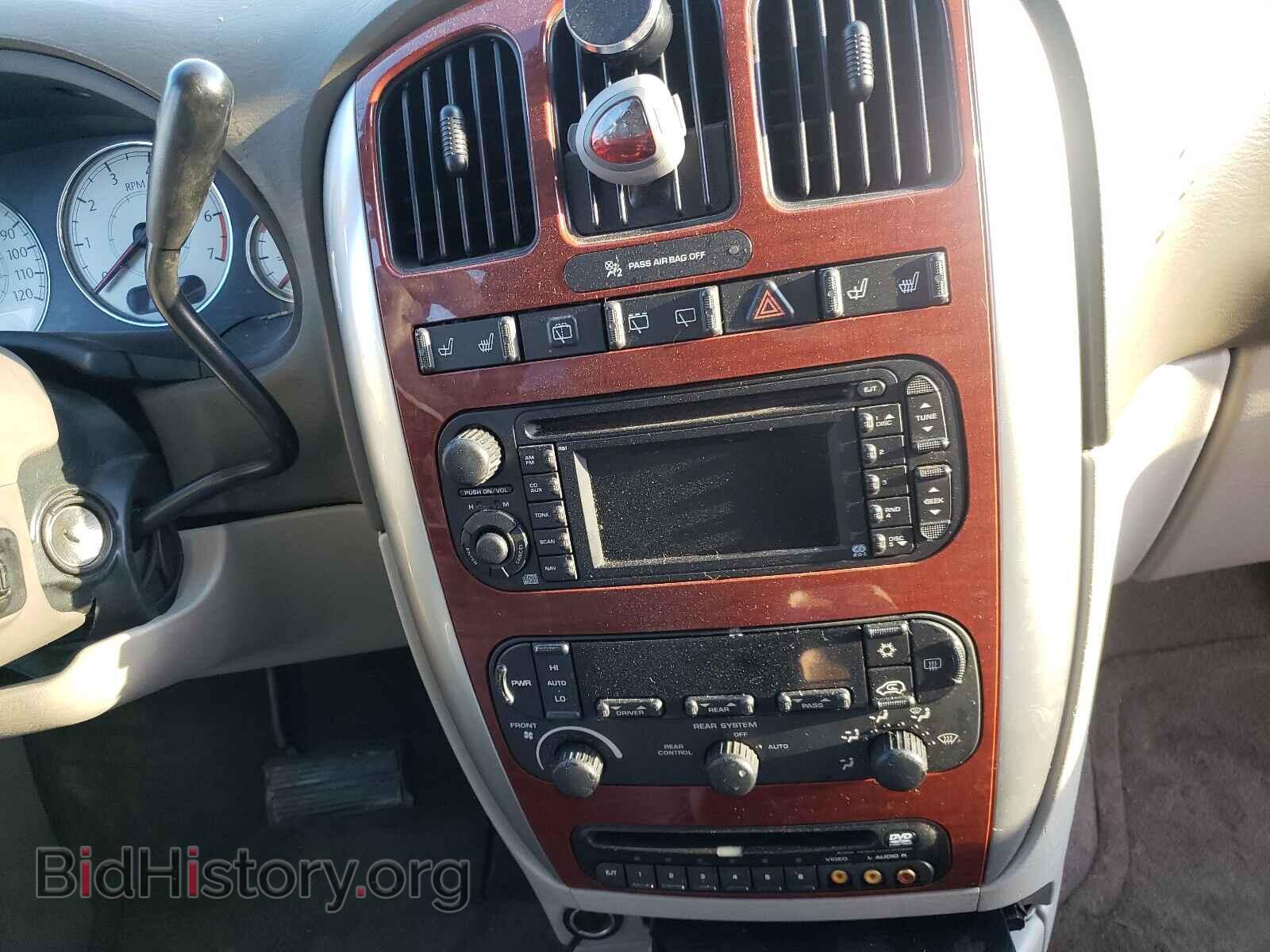 2007 CHRYSLER MINIVAN - VIN: 2A4GP64L07R324903 - Photo 9