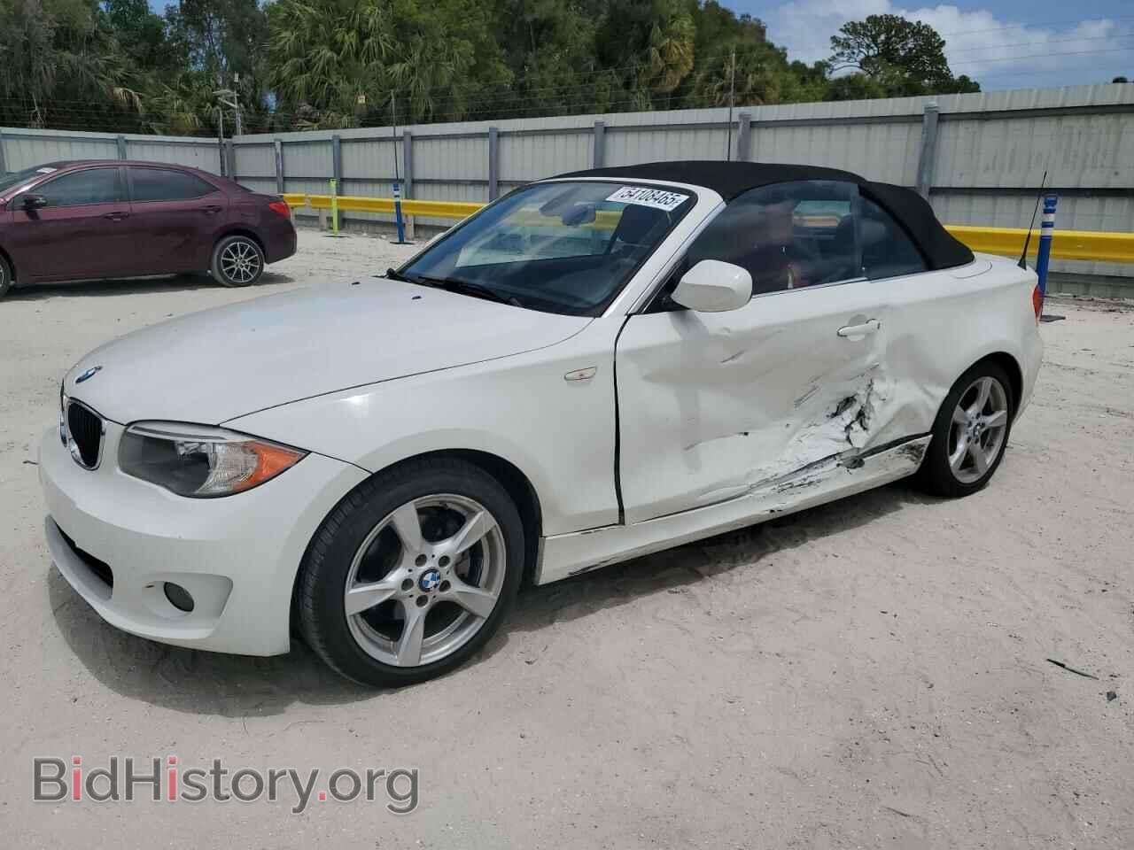 Photo WBAUL7C50DVU10151 - BMW 1 SERIES 2013
